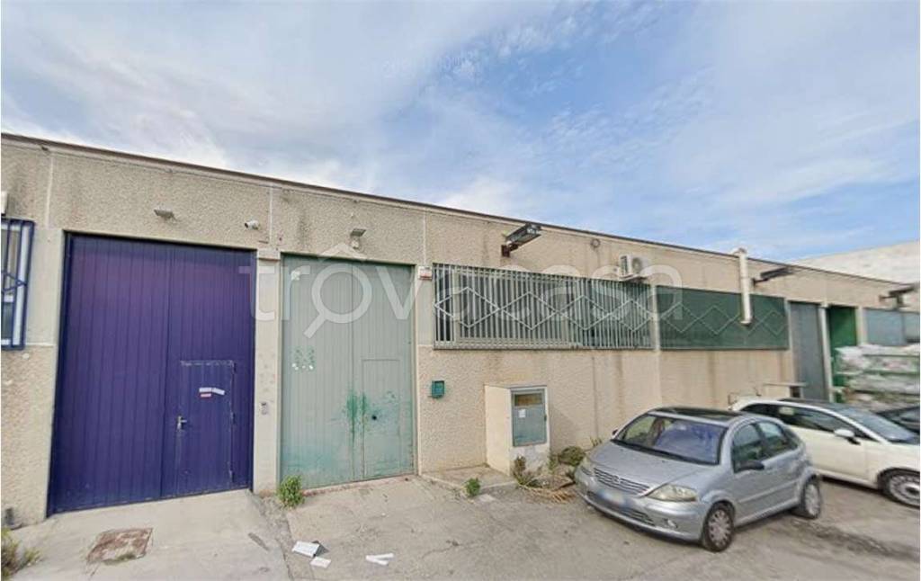 negozio in vendita a Bisceglie