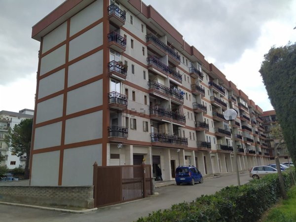 ufficio in vendita a Bisceglie