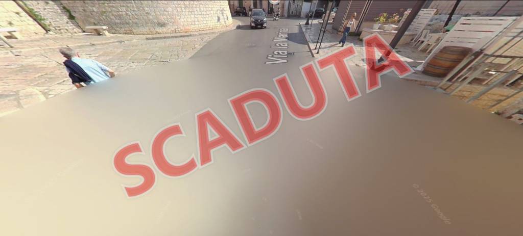 locale commerciale in vendita a Bisceglie