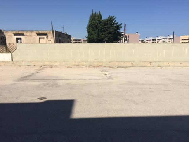 locale commerciale in vendita a Bisceglie