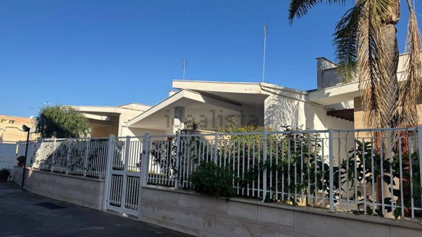 casa indipendente in vendita a Bisceglie