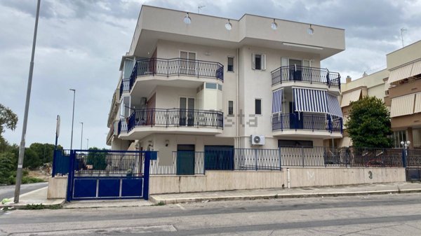 locale commerciale in vendita a Bisceglie