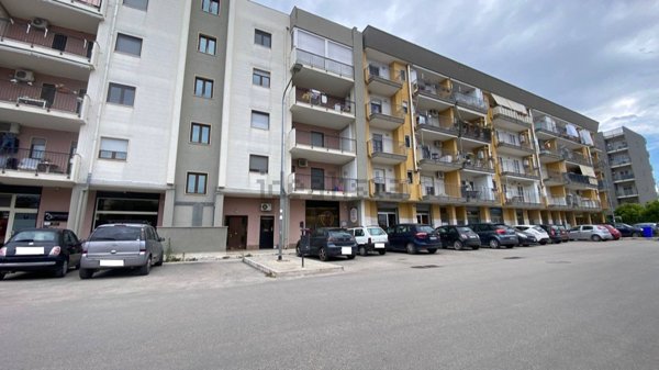 locale commerciale in vendita a Bisceglie