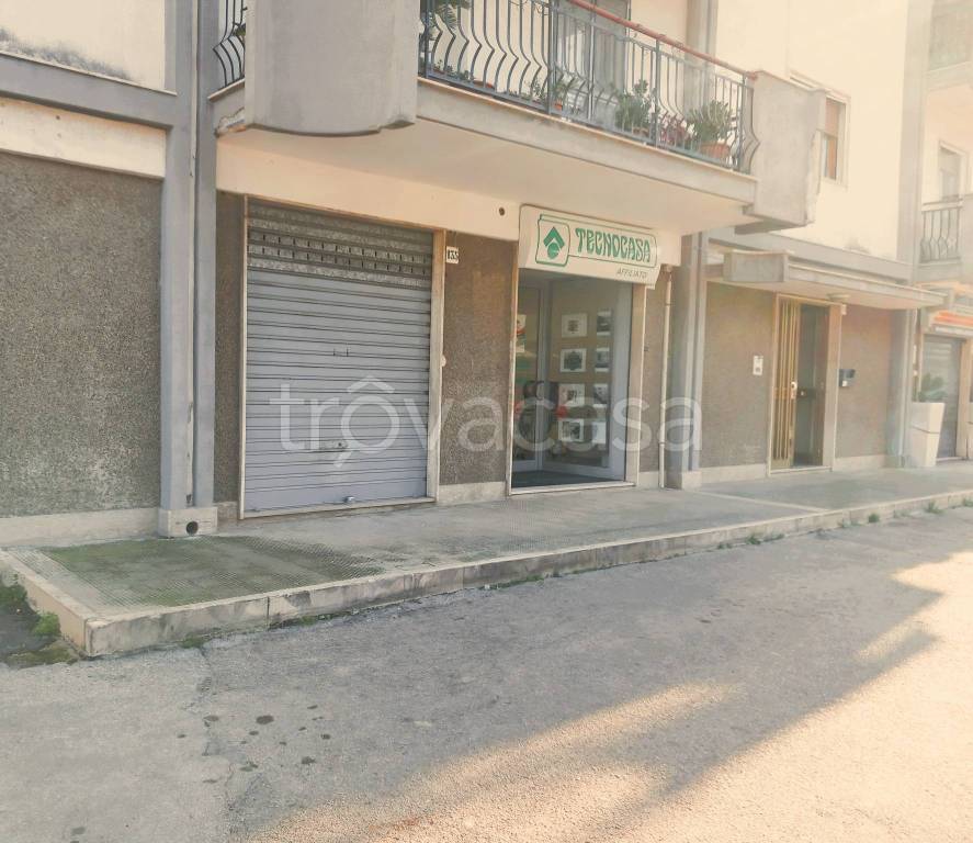 negozio in vendita a Bisceglie