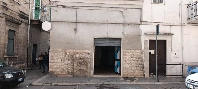 negozio in vendita a Bisceglie