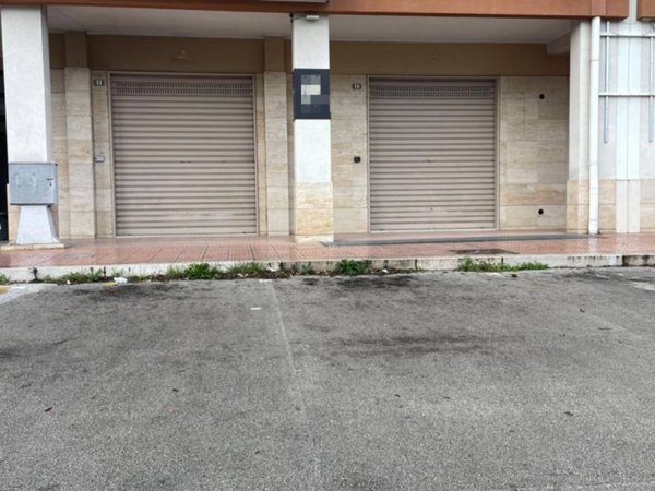 negozio in vendita a Bisceglie