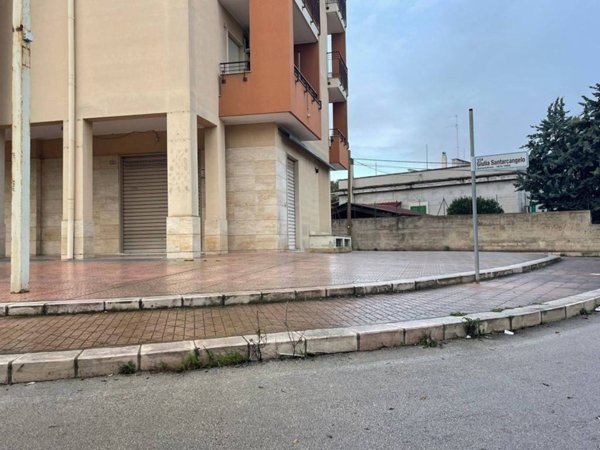 negozio in vendita a Bisceglie