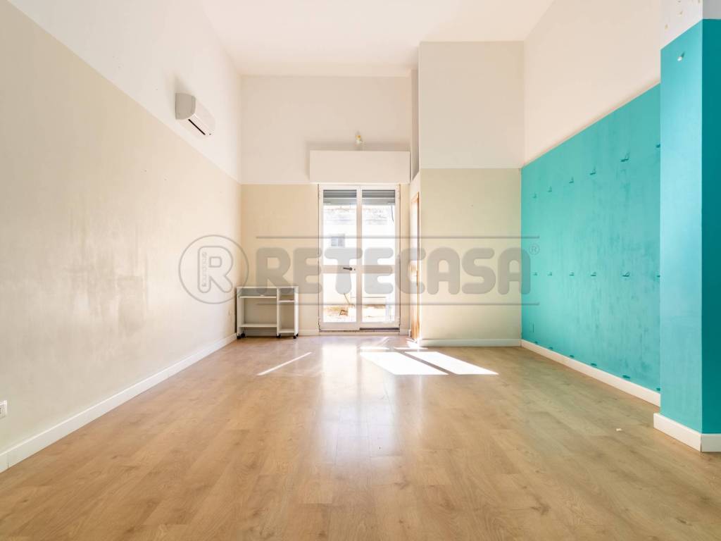 negozio in vendita a Bisceglie