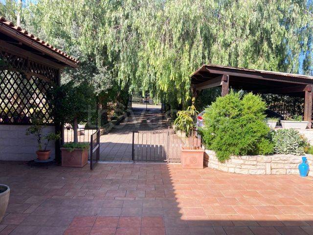 casa indipendente in vendita a Bisceglie