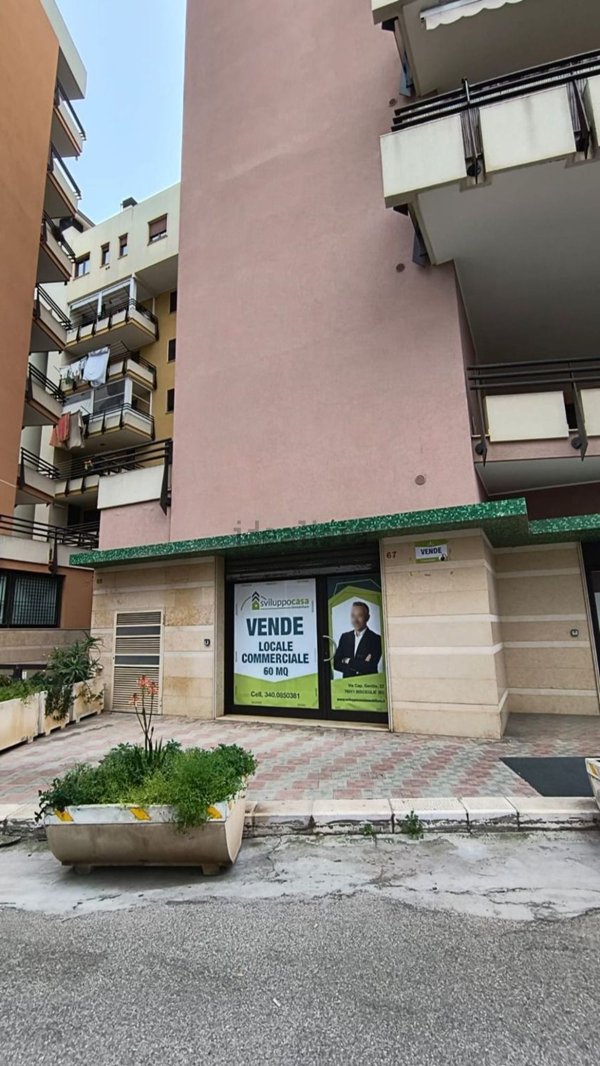 locale commerciale in vendita a Bisceglie