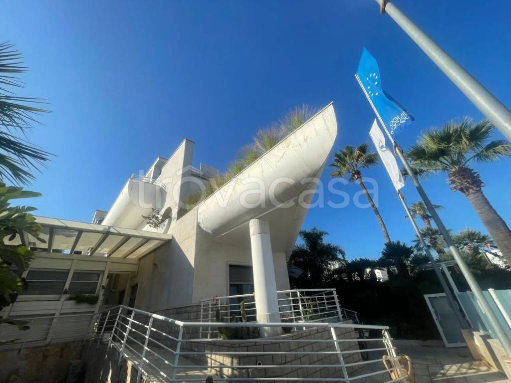 casa indipendente in vendita a Bisceglie