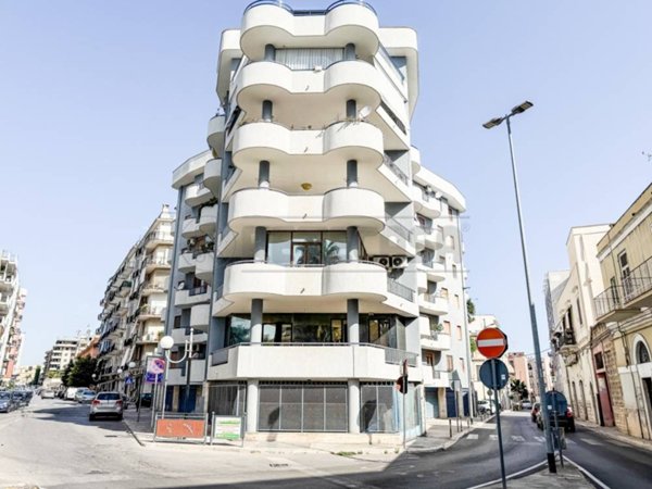 locale di sgombero in vendita a Bisceglie in zona Centro Città