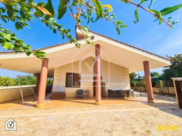 casa indipendente in vendita a Bisceglie