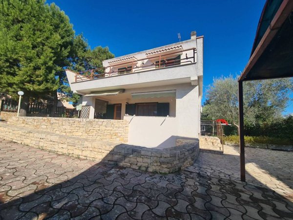 casa indipendente in vendita a Bisceglie