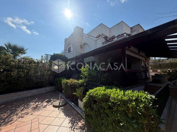 casa indipendente in vendita a Bisceglie