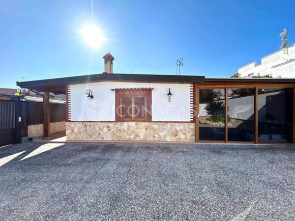 casa indipendente in vendita a Bisceglie