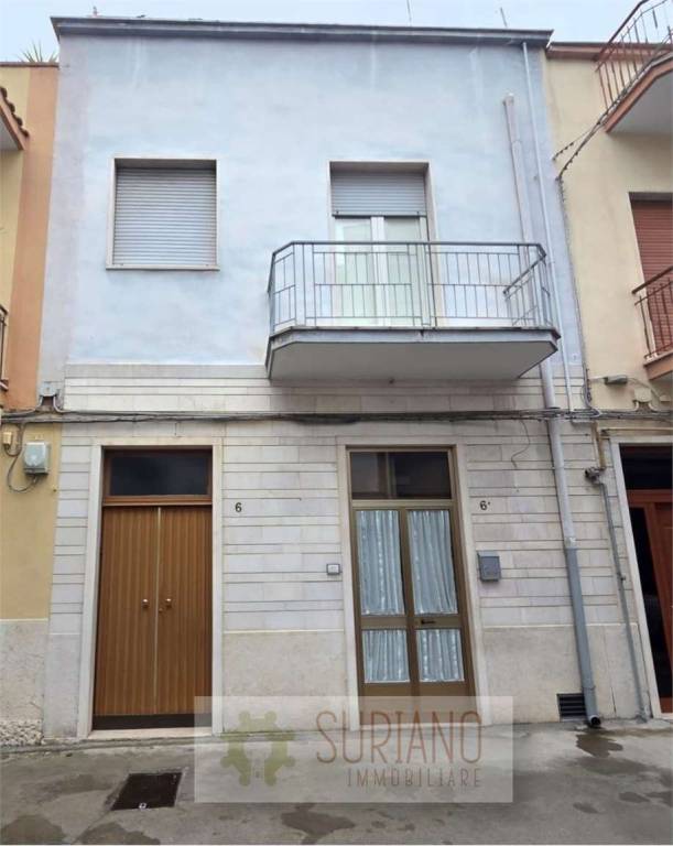 casa indipendente in vendita a Bisceglie