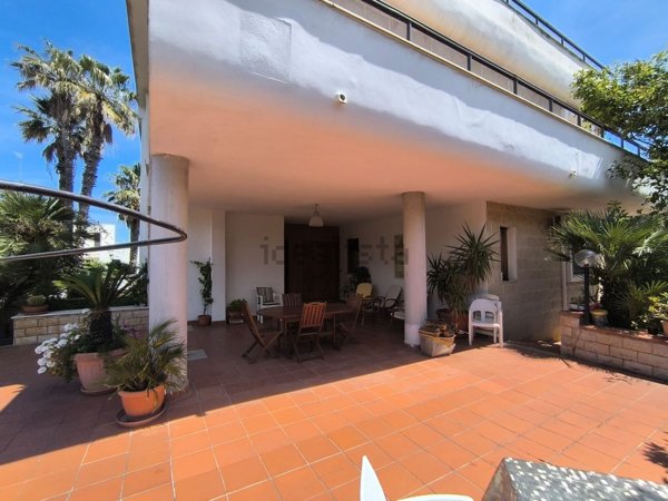 casa indipendente in vendita a Bisceglie