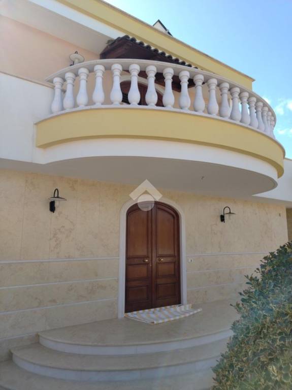 casa indipendente in vendita a Bisceglie