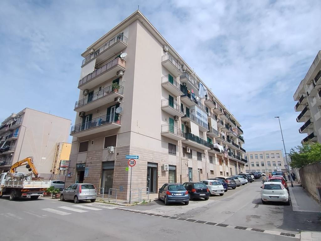 negozio in vendita a Bisceglie