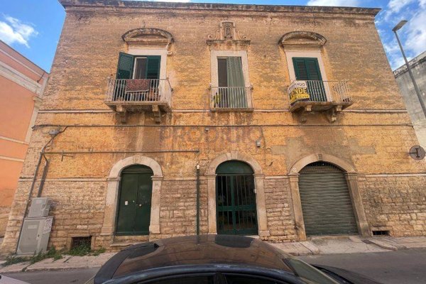 appartamento in vendita a Bisceglie in zona Centro Città