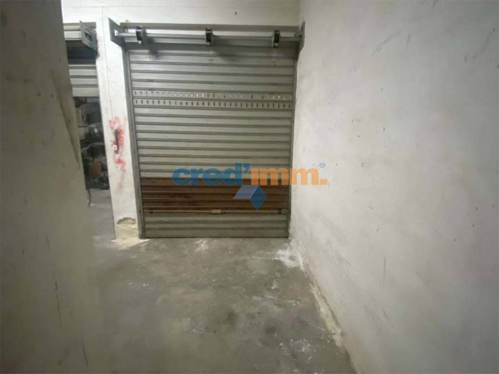 box auto in vendita a Bisceglie in zona Centro Città