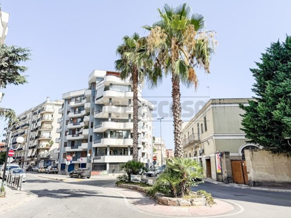 box auto in vendita a Bisceglie in zona Centro Città