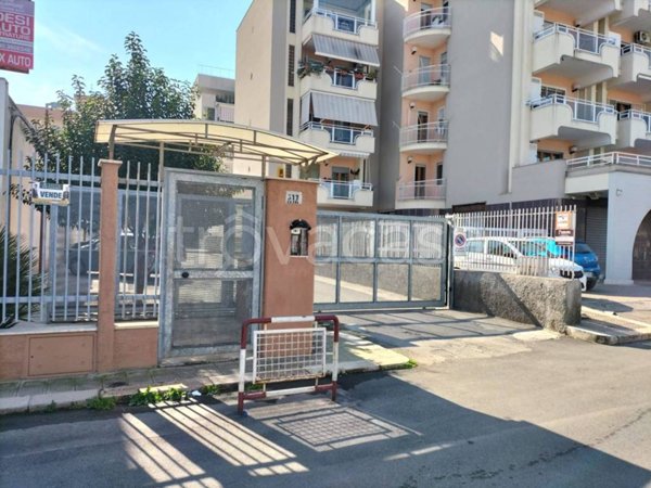 box auto in vendita a Bisceglie