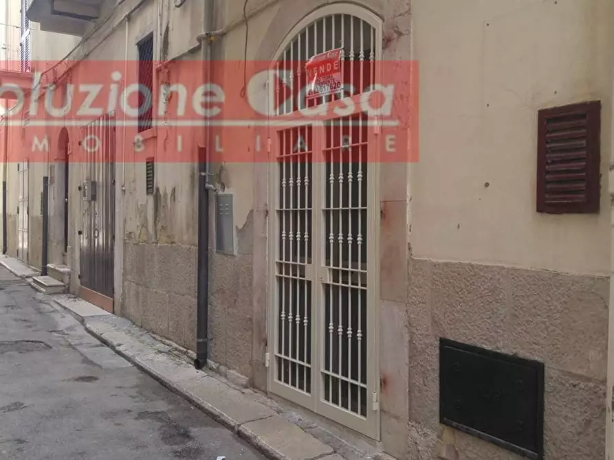 casa indipendente in vendita a Canosa di Puglia