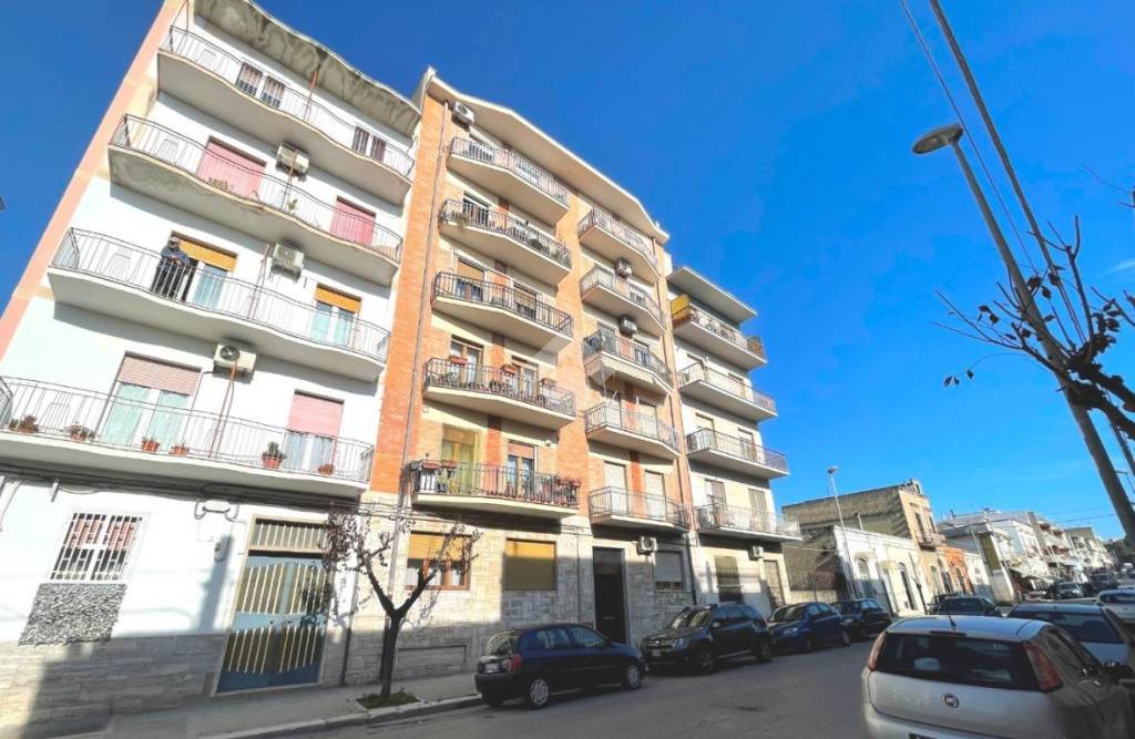 appartamento in vendita a Canosa di Puglia