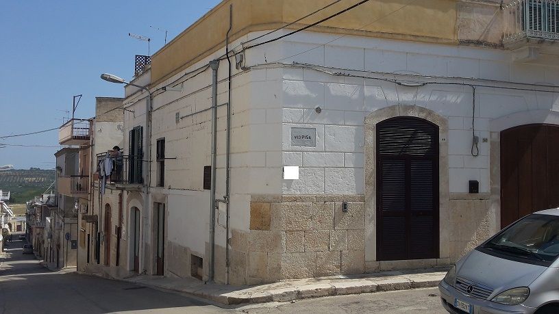 casa indipendente in vendita a Canosa di Puglia