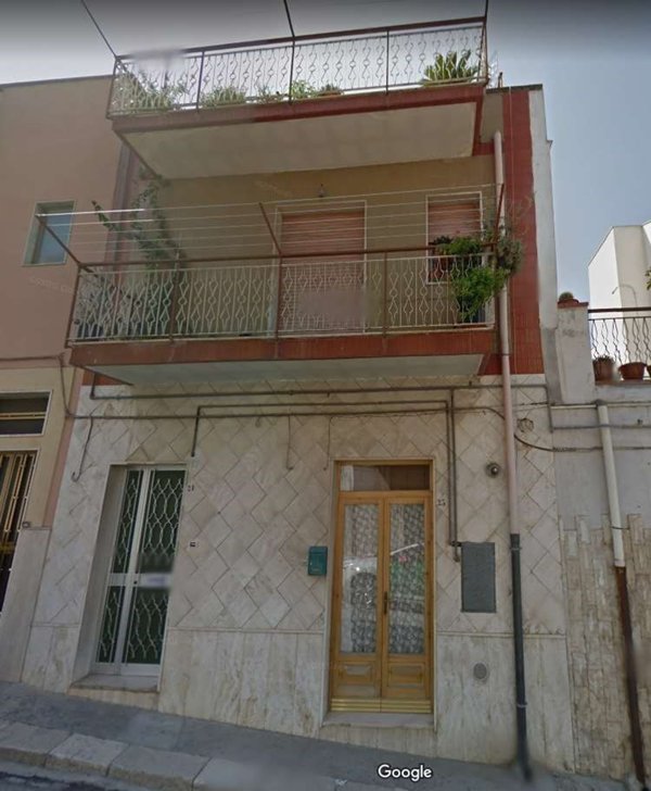 casa indipendente in vendita a Canosa di Puglia