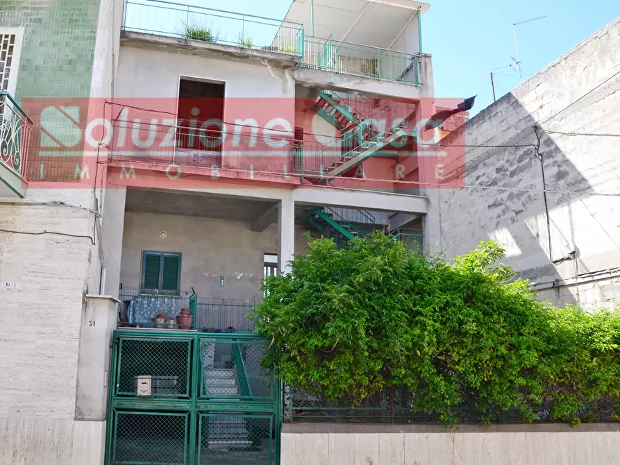 casa indipendente in vendita a Canosa di Puglia