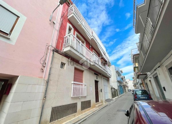 appartamento in vendita a Canosa di Puglia