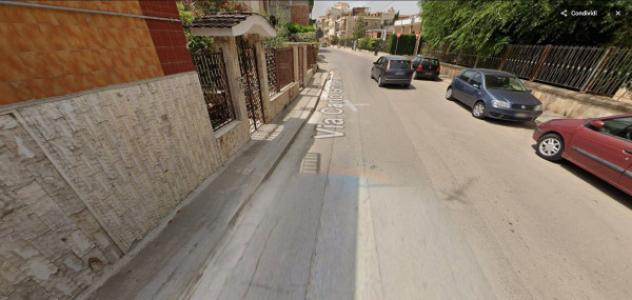 negozio in vendita a Canosa di Puglia