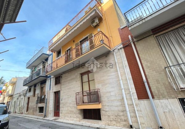 appartamento in vendita a Canosa di Puglia