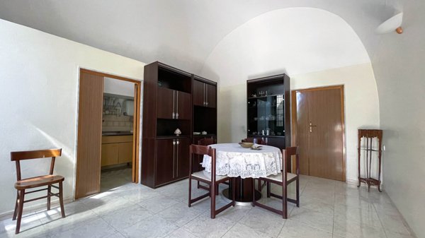 casa indipendente in vendita a Canosa di Puglia