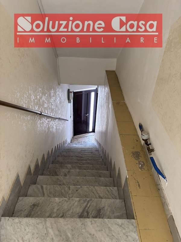 casa indipendente in vendita a Canosa di Puglia