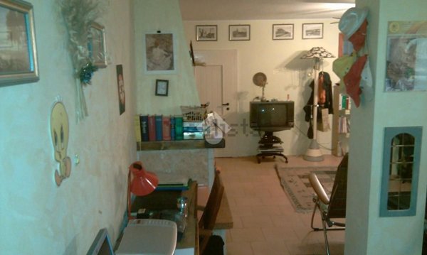 casa indipendente in vendita a Canosa di Puglia