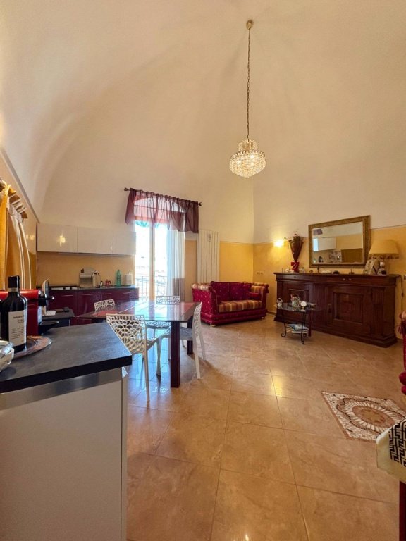 casa indipendente in vendita a Canosa di Puglia