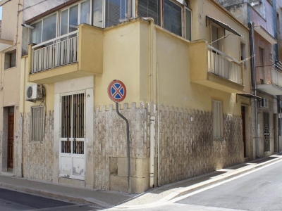 casa indipendente in vendita a Canosa di Puglia