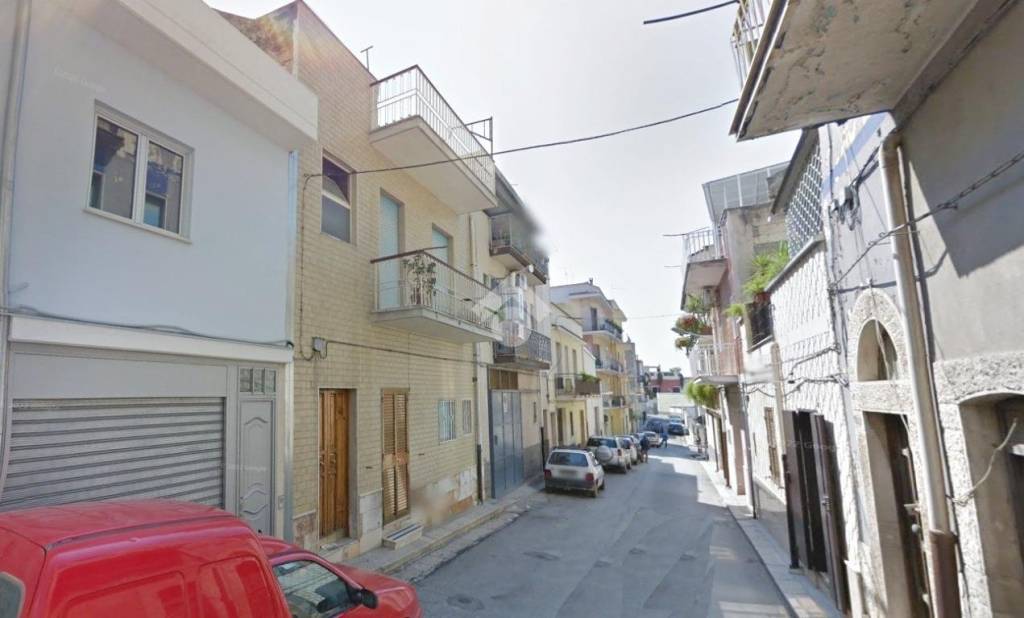 casa indipendente in vendita a Canosa di Puglia