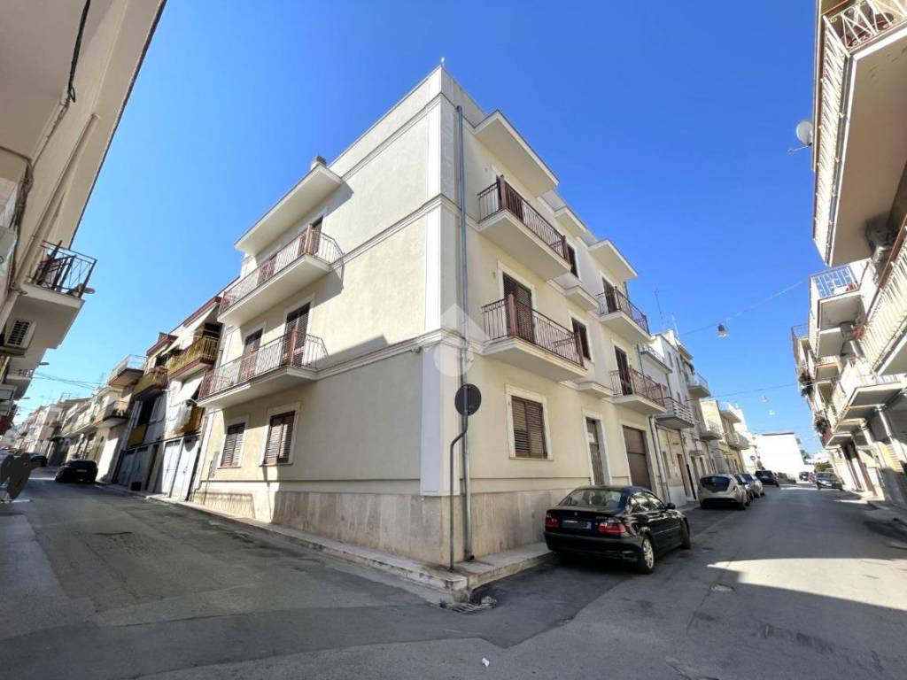 appartamento in vendita a Canosa di Puglia
