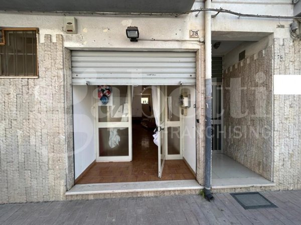 ufficio in vendita a Canosa di Puglia