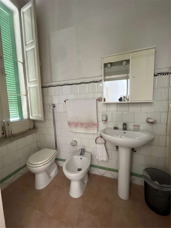 casa indipendente in vendita a Canosa di Puglia