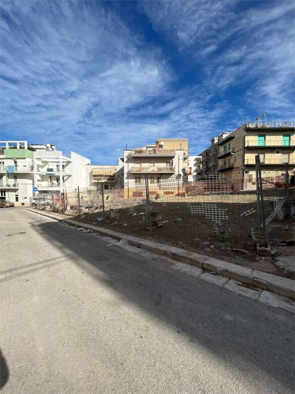 terreno edificabile in vendita a Canosa di Puglia