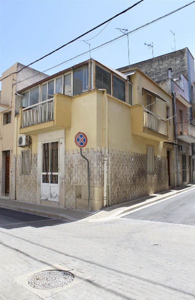 casa indipendente in vendita a Canosa di Puglia