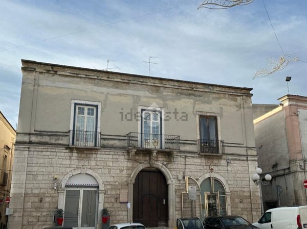 casa semindipendente in vendita a Canosa di Puglia