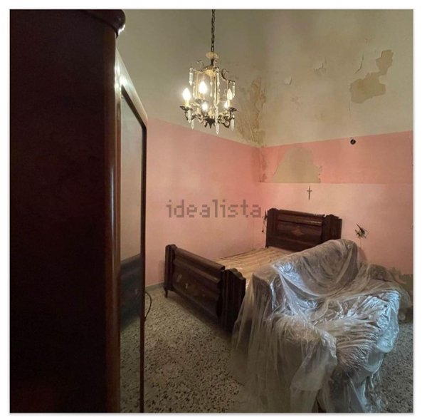 casa indipendente in vendita a Canosa di Puglia