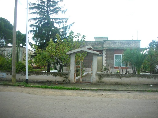 casa indipendente in vendita a Canosa di Puglia in zona Loconia